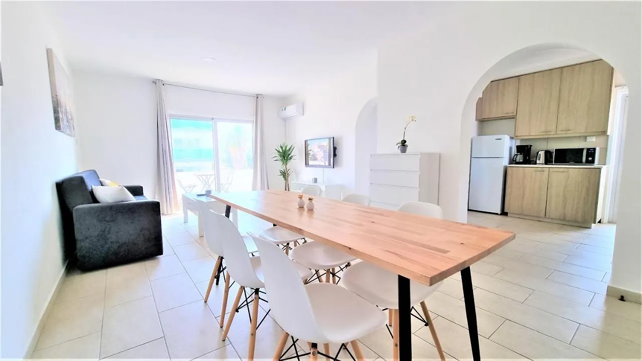 Spacious Lightflooded 2Br Apt / Near Center & Harbour Larnaca 0*,  Cyprus