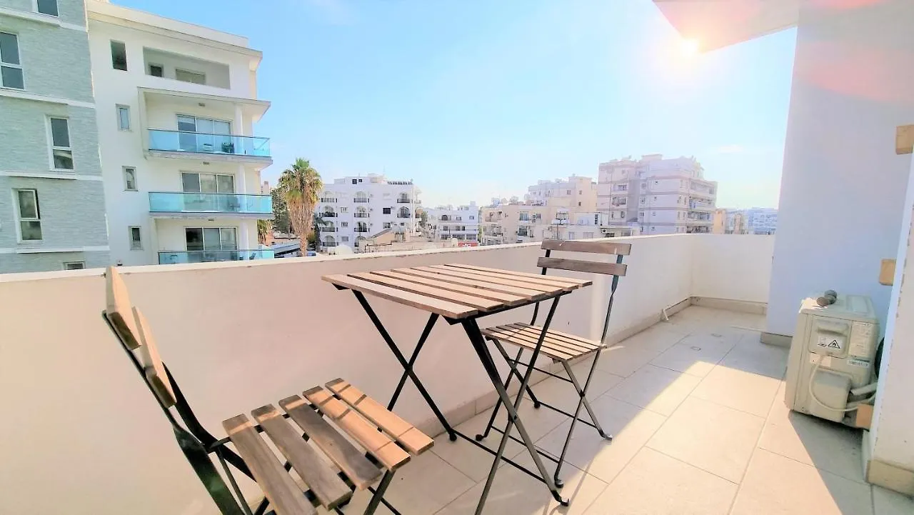 Apartment Spacious Lightflooded 2Br Apt / Near Center & Harbour Larnaca