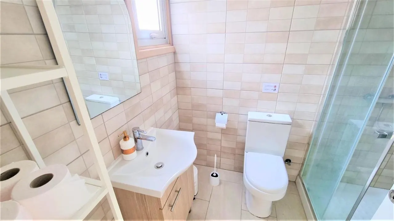 Spacious Lightflooded 2Br Apt / Near Center & Harbour Larnaca
